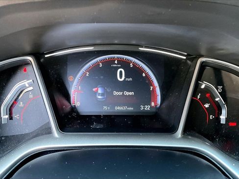 Used 2020 Honda Civic Sport image 12