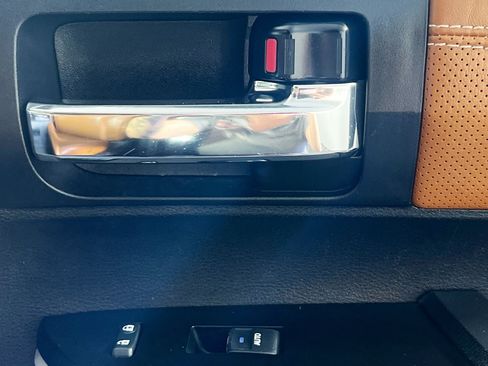 Used 2019 Toyota Tundra 1794 Edition image 31