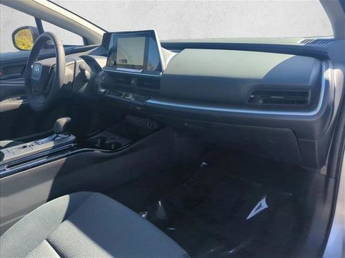 Used 2025 Toyota Prius LE image 23