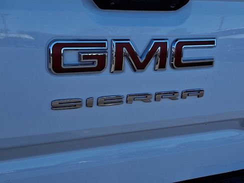 Used 2024 GMC Sierra 1500 Pro w/ Convenience Package image 30