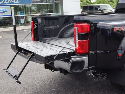 New 2026 Ford F350 Lariat w/ Lariat Ultimate Package AWD/4WD image 24