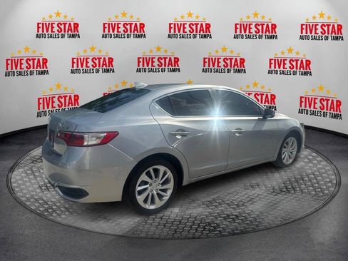 Used 2018 Acura ILX FWD image 7