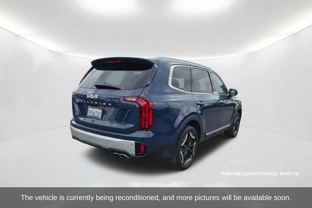 Used 2024 Kia Telluride S w/ S Sunroof Package FWD image 6