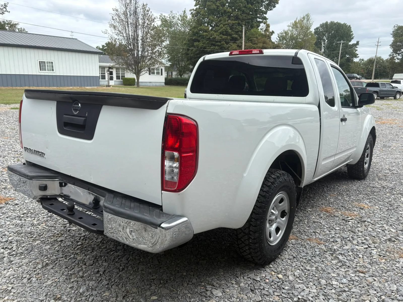 Used 2016 Nissan Frontier S RWD image 5