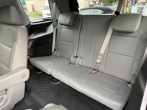 Used 2015 Chevrolet Tahoe LT image 10