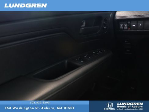 Used 2025 Honda Odyssey Sport-L image 30