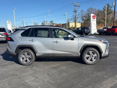 New 2025 Toyota RAV4 XLE image 2