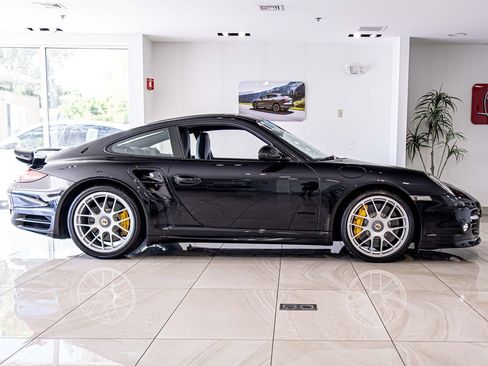 Used 2011 Porsche 911 Turbo S AWD/4WD image 10