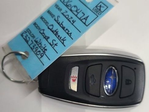 Used 2024 Subaru Outback Onyx Edition XT image 38