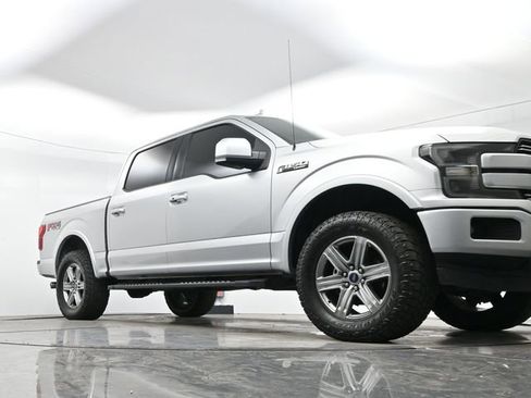Used 2018 Ford F150 Lariat image 26