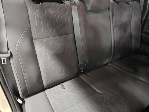 Used 2017 Toyota Tacoma TRD Sport image 27