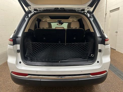 Used 2022 Jeep Grand Cherokee Limited AWD/4WD image 10
