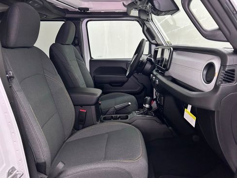 New 2025 Jeep Gladiator Sport image 20