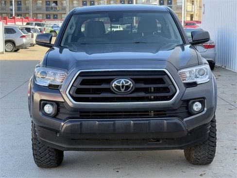 Used 2022 Toyota Tacoma SR5 image 7