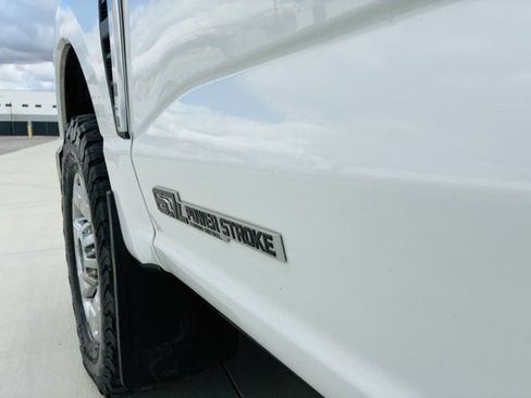 Used 2023 Ford F250 Lariat w/ Lariat Ultimate Package image 9