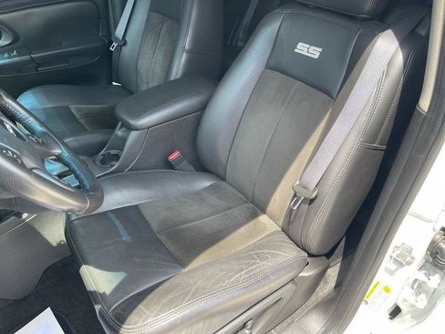Used 2006 Chevrolet TrailBlazer LT w/ SS Package RWD image 24
