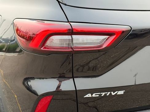 Certified 2024 Ford Escape Active AWD/4WD image 29