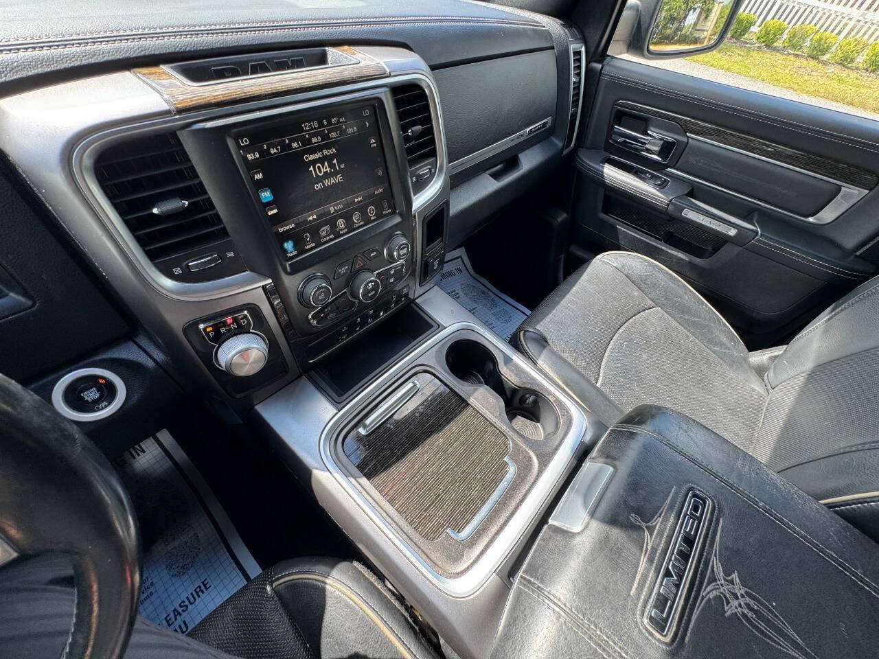 Used 2017 RAM 1500 Limited RWD image 17
