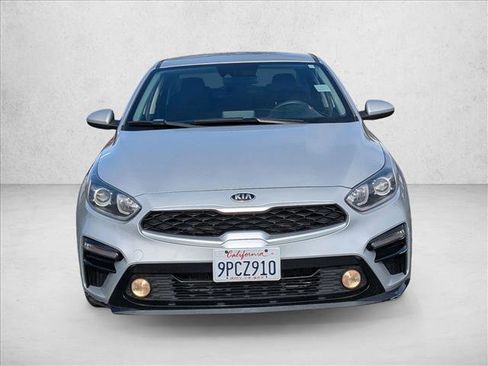 Used 2020 Kia Forte LXS image 2