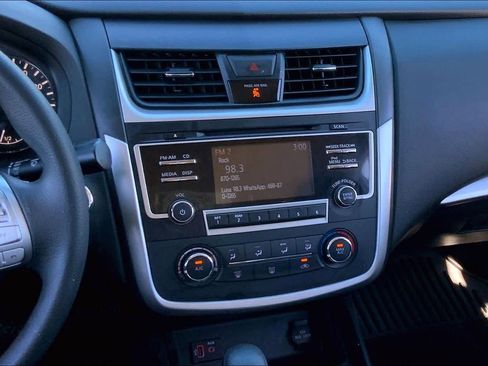 Used 2017 Nissan Altima 2.5 S w/ Power Driver Seat Package image 7