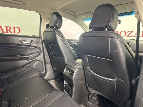Used 2016 Ford Edge Titanium w/ Technology Package image 19