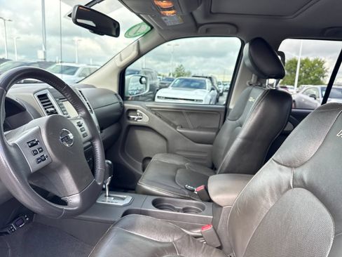 Used 2020 Nissan Frontier PRO-4X AWD/4WD image 14