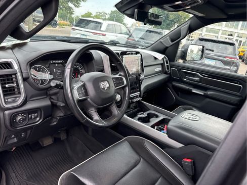 Used 2021 RAM 1500 Laramie AWD/4WD image 6