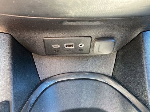 Used 2024 Chevrolet Malibu LT FWD image 31