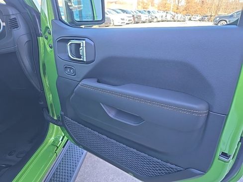 New 2026 Jeep Wrangler Sahara AWD/4WD image 79