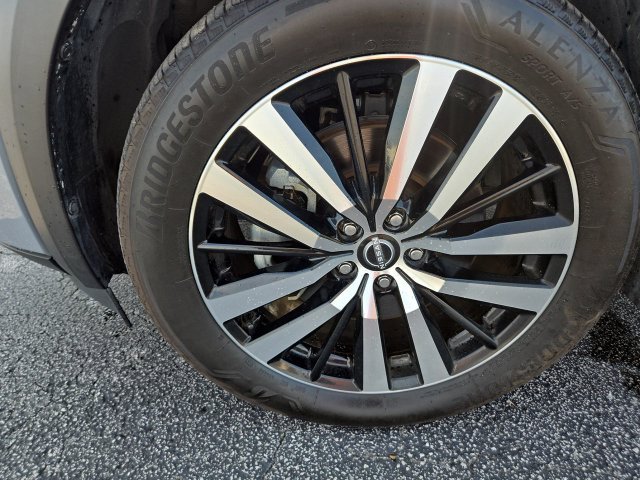 Used 2023 Nissan Pathfinder Platinum AWD/4WD image 10