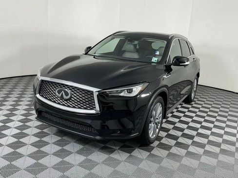 Certified 2023 INFINITI QX50 Luxe FWD image 4