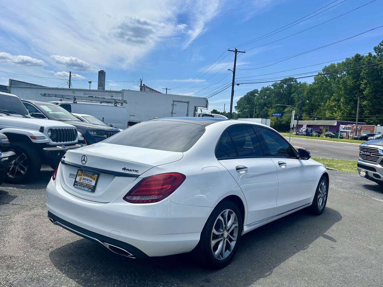 Used 2015 Mercedes-Benz C 300 4MATIC Sedan image 5
