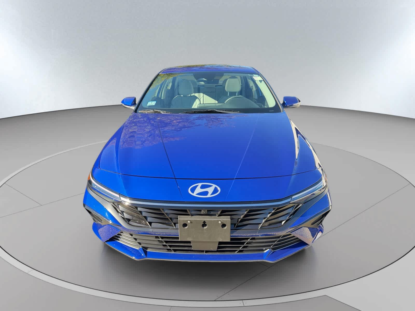 Used 2024 Hyundai Elantra Limited FWD image 8