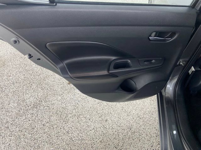 Used 2024 Nissan Versa SR FWD image 14