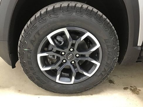 New 2026 Chevrolet Equinox ACTIV image 31