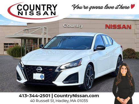 Used 2024 Nissan Altima 2.5 SR image 1