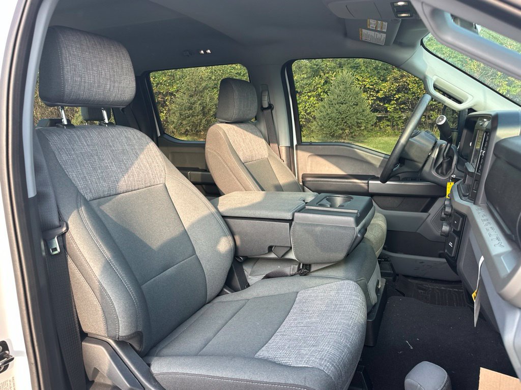 Used 2025 Ford F350 XLT AWD/4WD image 22