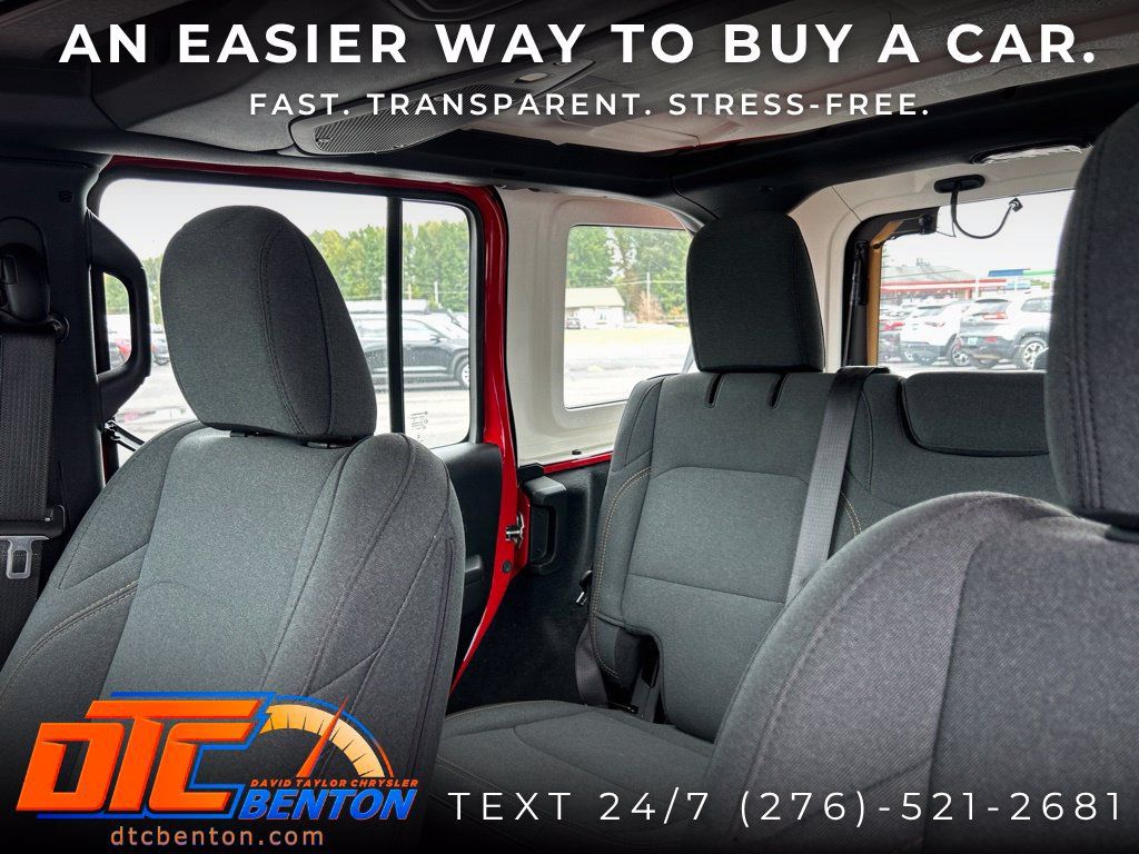 Used 2024 Jeep Wrangler Unlimited Sport AWD/4WD image 7