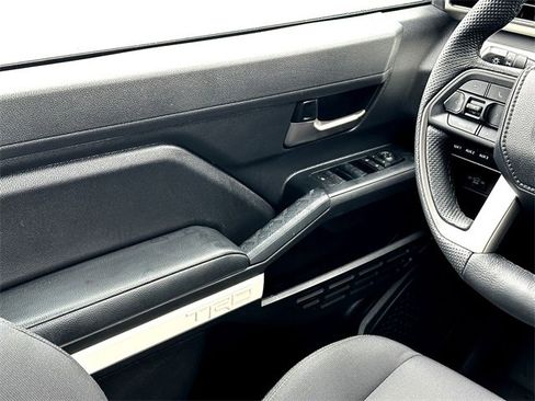 Used 2024 Toyota Tacoma TRD Off-Road image 26