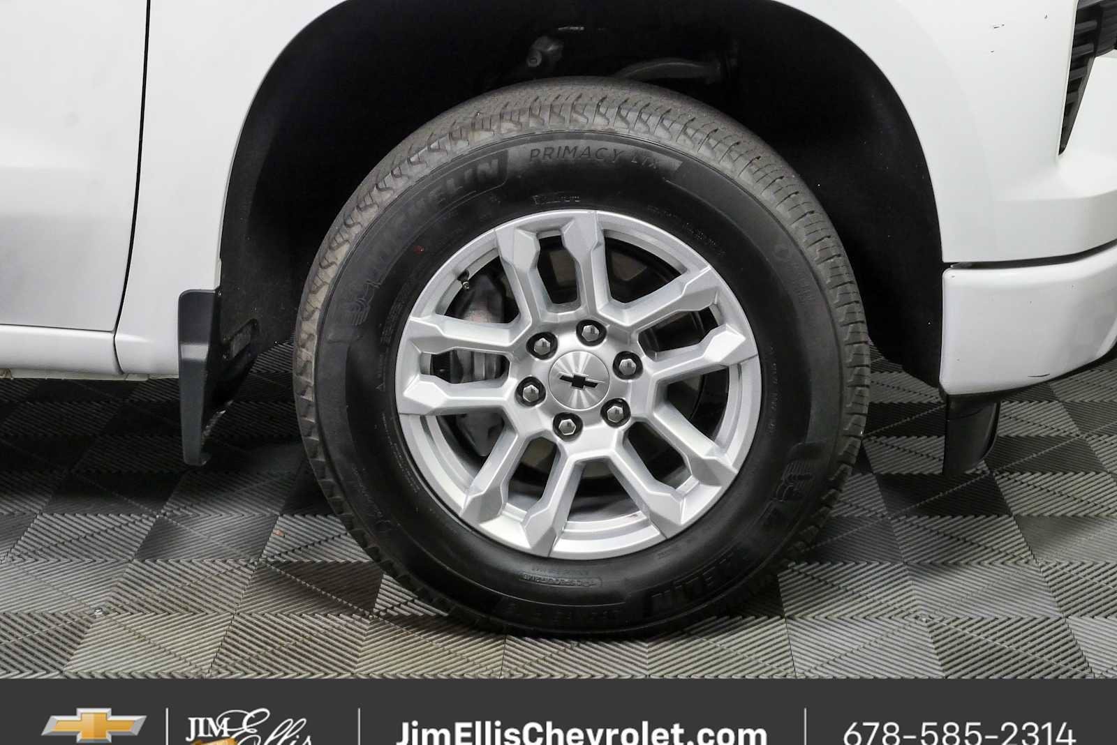 Used 2026 Chevrolet Silverado 1500 RST AWD/4WD image 37
