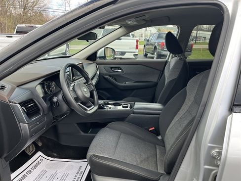 Used 2021 Nissan Rogue SV image 19