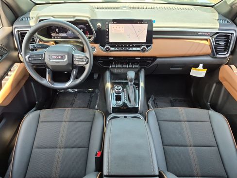 Used 2025 GMC Canyon AT4 w/ Nightfall Edition AWD/4WD image 28