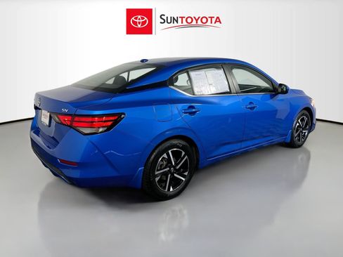 Used 2024 Nissan Sentra SV FWD image 4