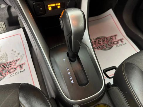 Used 2022 Chevrolet Trax LT w/ Driver Confidence Package image 22