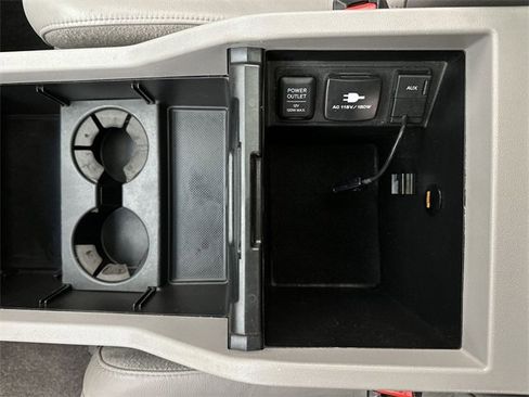 Used 2012 Honda Pilot Touring image 21