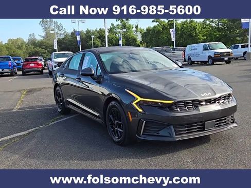 Used 2025 Kia K5 LXS FWD image 2