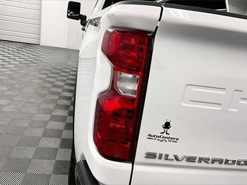 Used 2023 Chevrolet Silverado 2500 Custom image 30