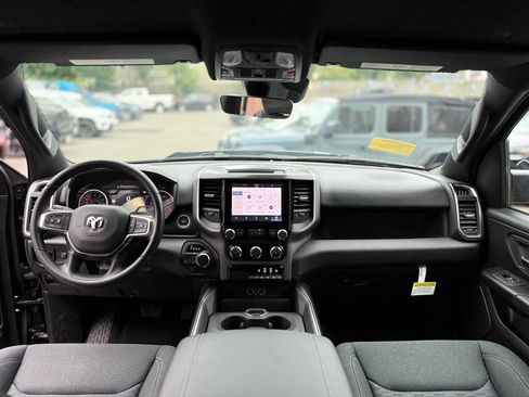 New 2026 RAM 1500 Express AWD/4WD image 11