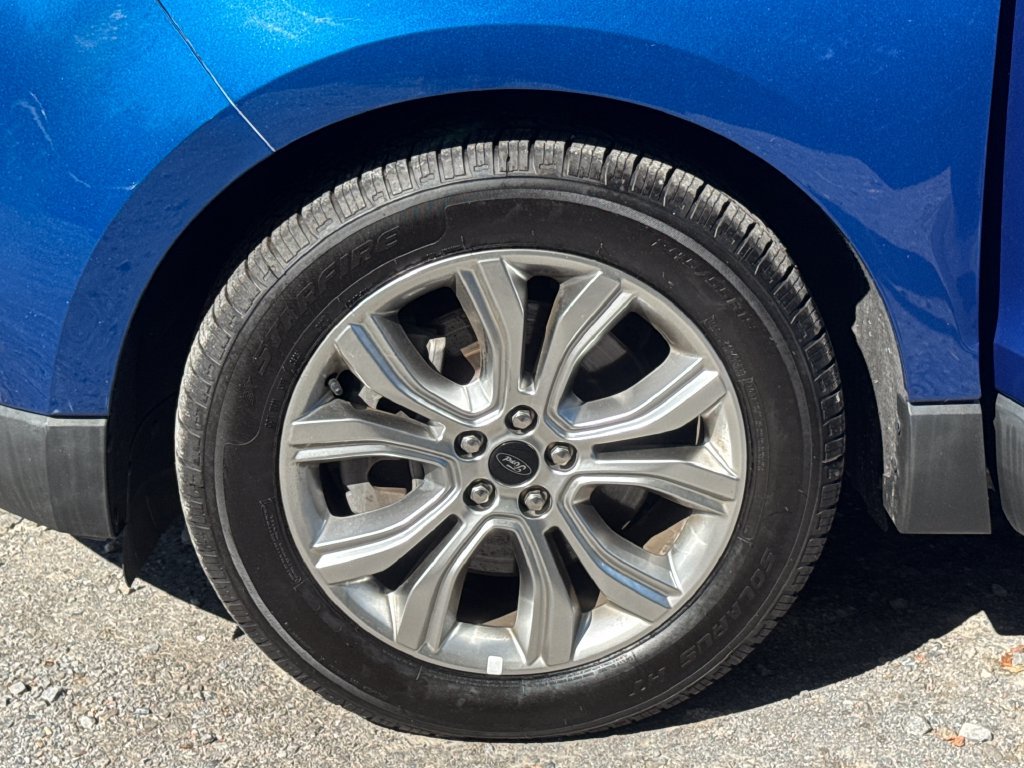 Used 2024 Ford Edge Titanium AWD/4WD image 23