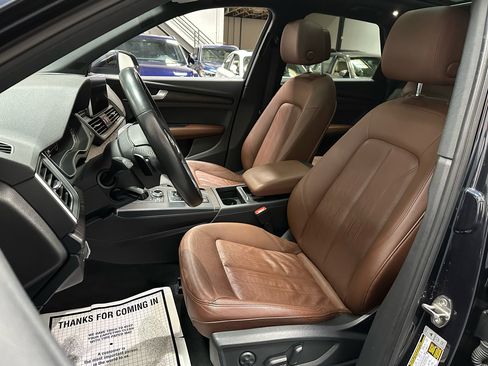 Used 2018 Audi Q5 2.0T Premium Plus w/ Premium Plus Package image 16